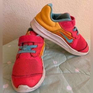 Nike Downshifter 8 AV6156-600 Toddler Sneakers size 9